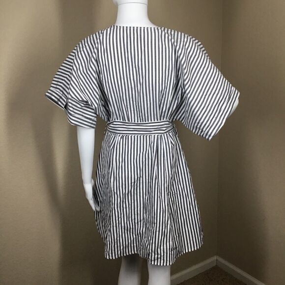 BP. Button Front Dress (H8) - Picture 3 of 7